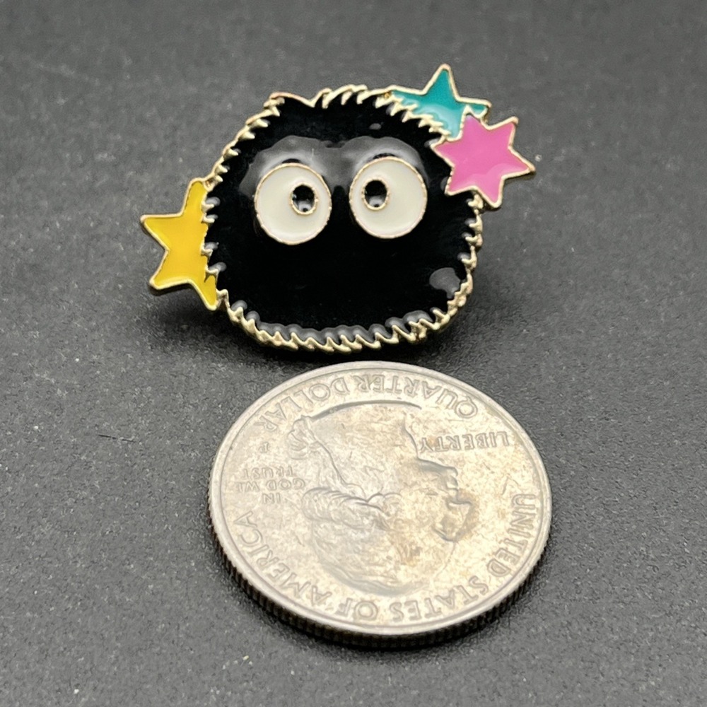 Studio Ghibli Spirited Away Soot Sprite Lapel Hat Pin - Picture 2 of 3
